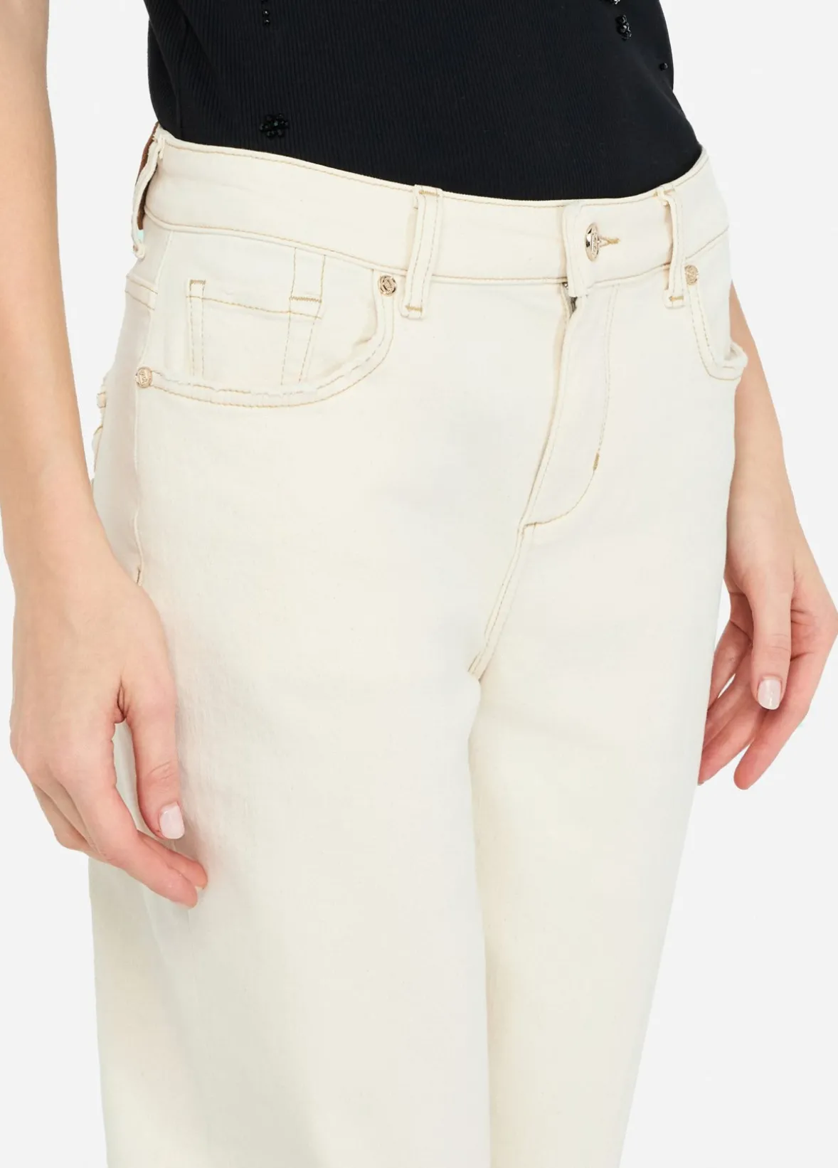 Pantaloni carrot fit