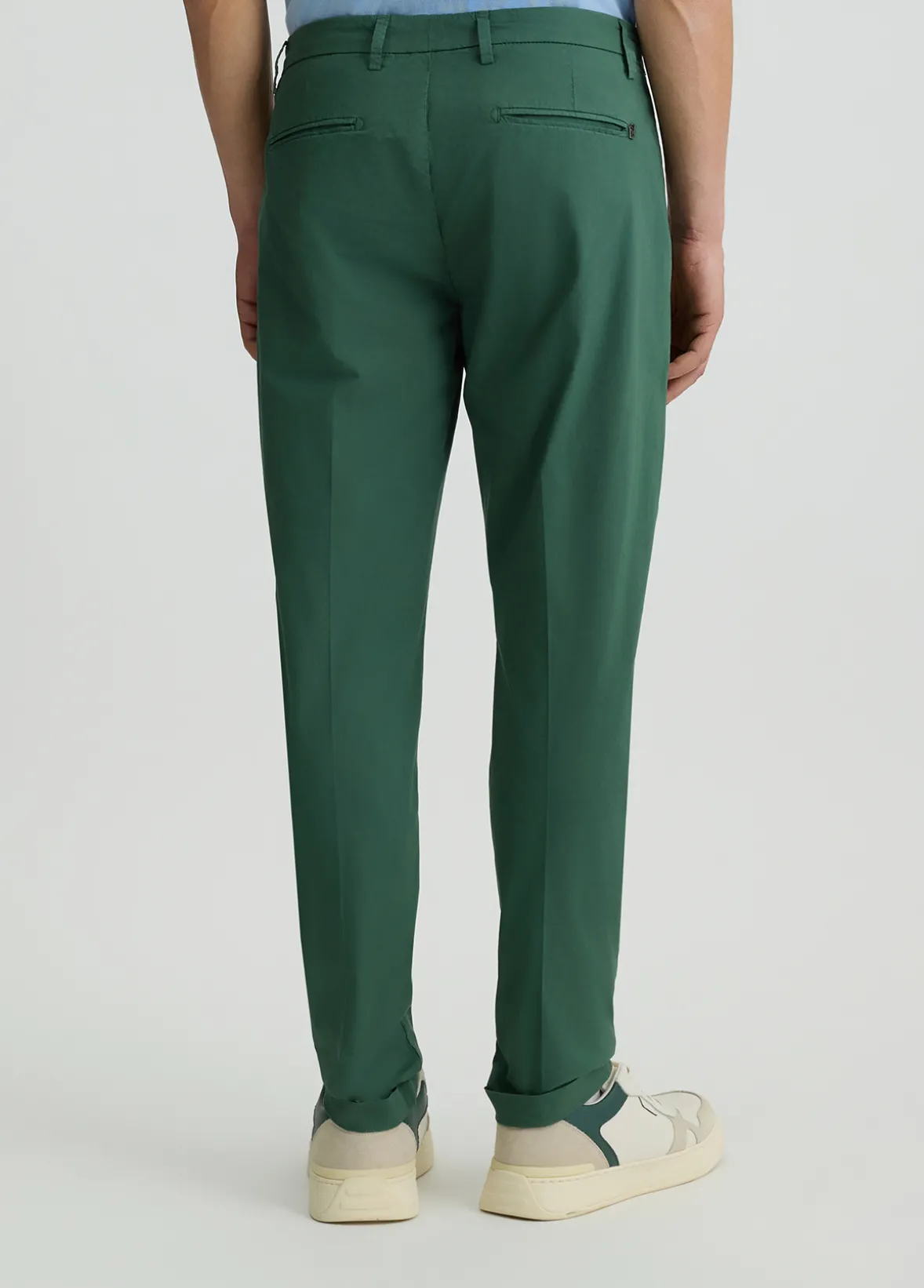 Pantaloni chino