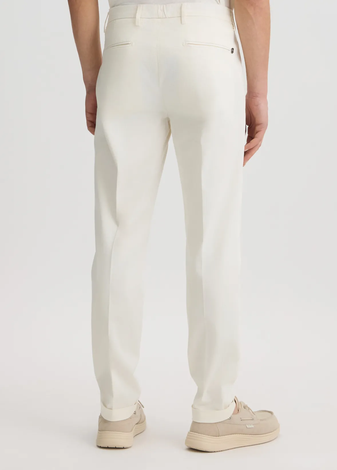 Pantaloni chino
