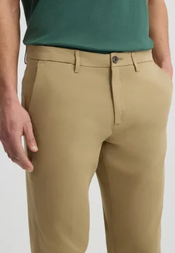 Pantaloni chino