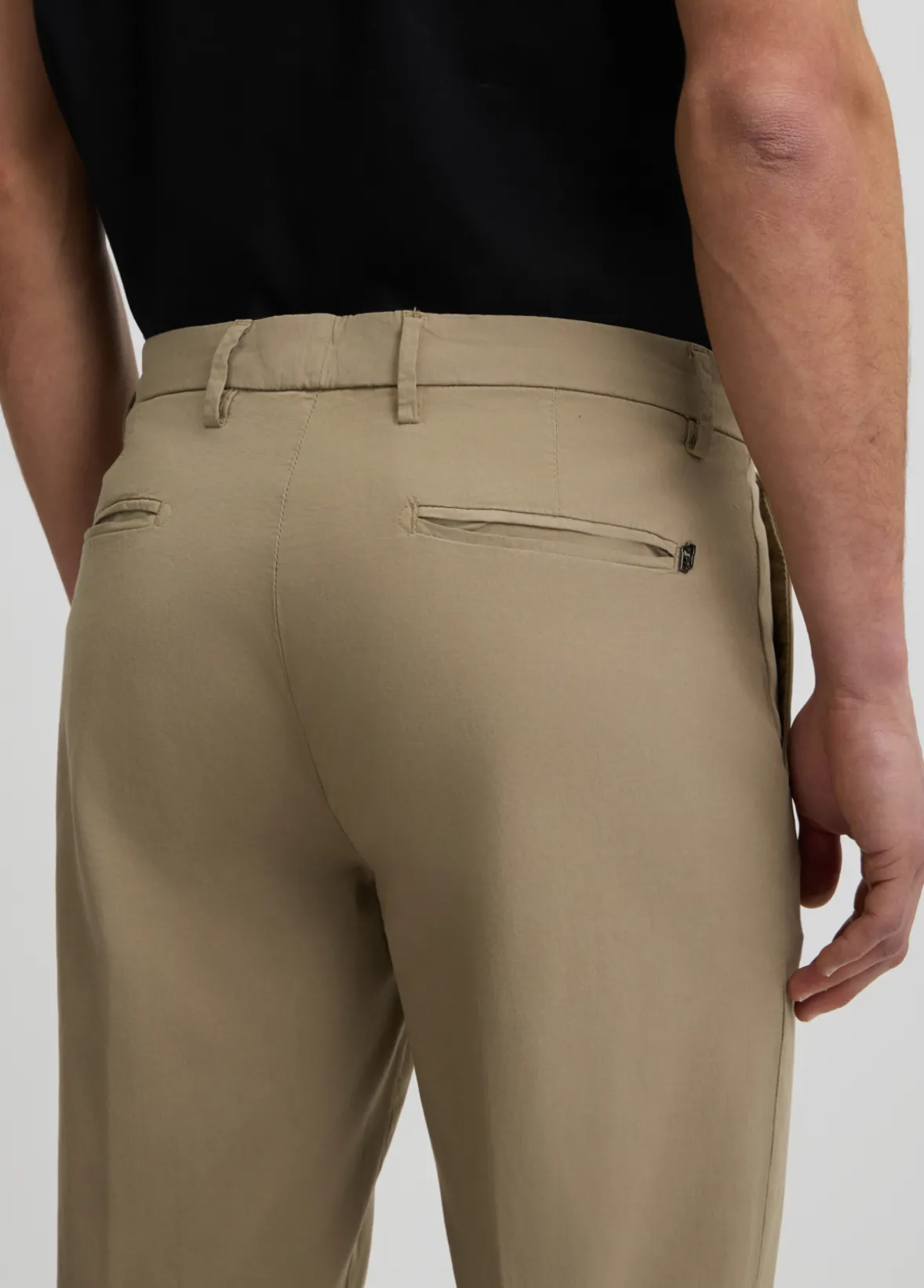 Pantaloni chino slim fit
