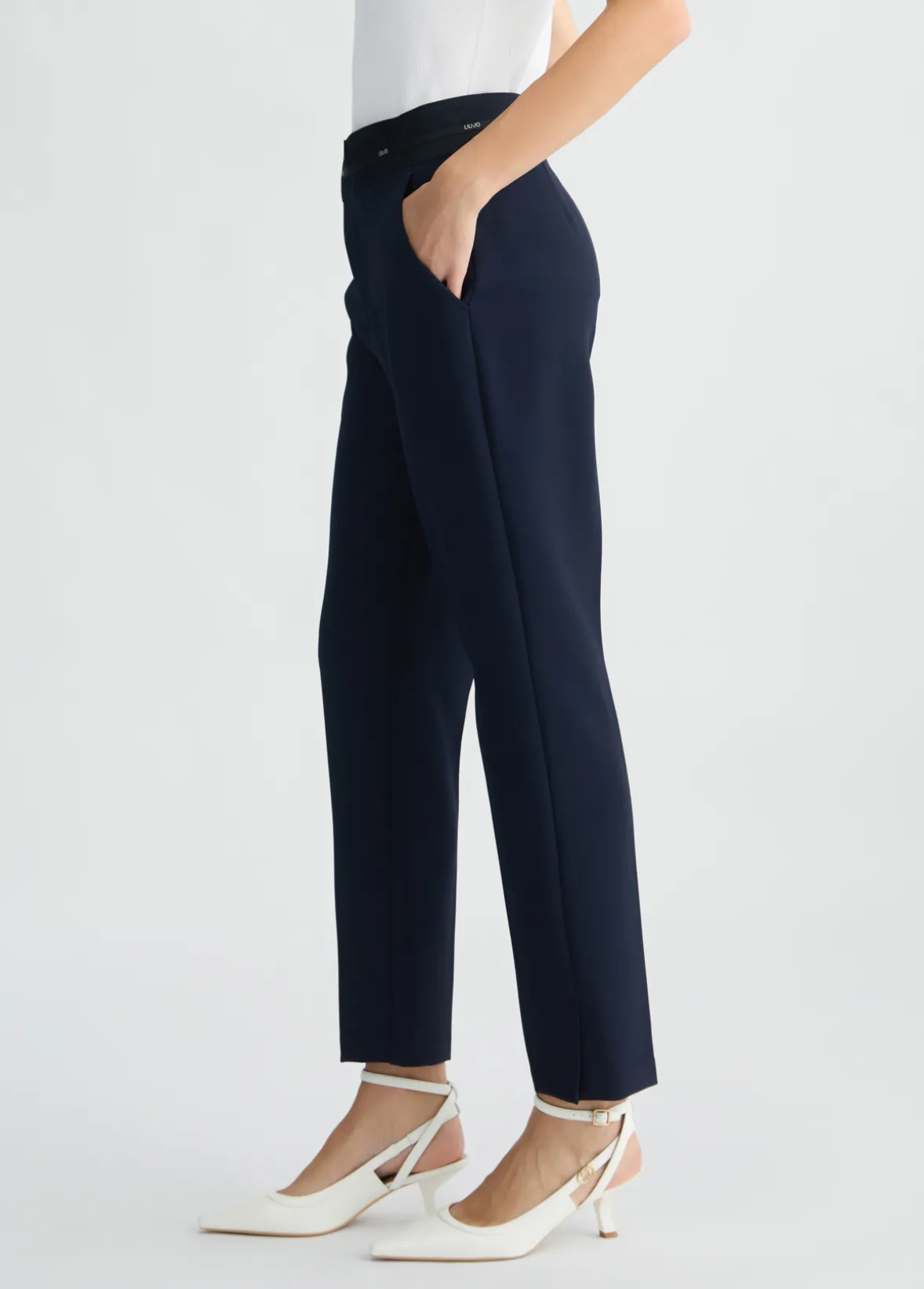 Pantaloni con cintone logato