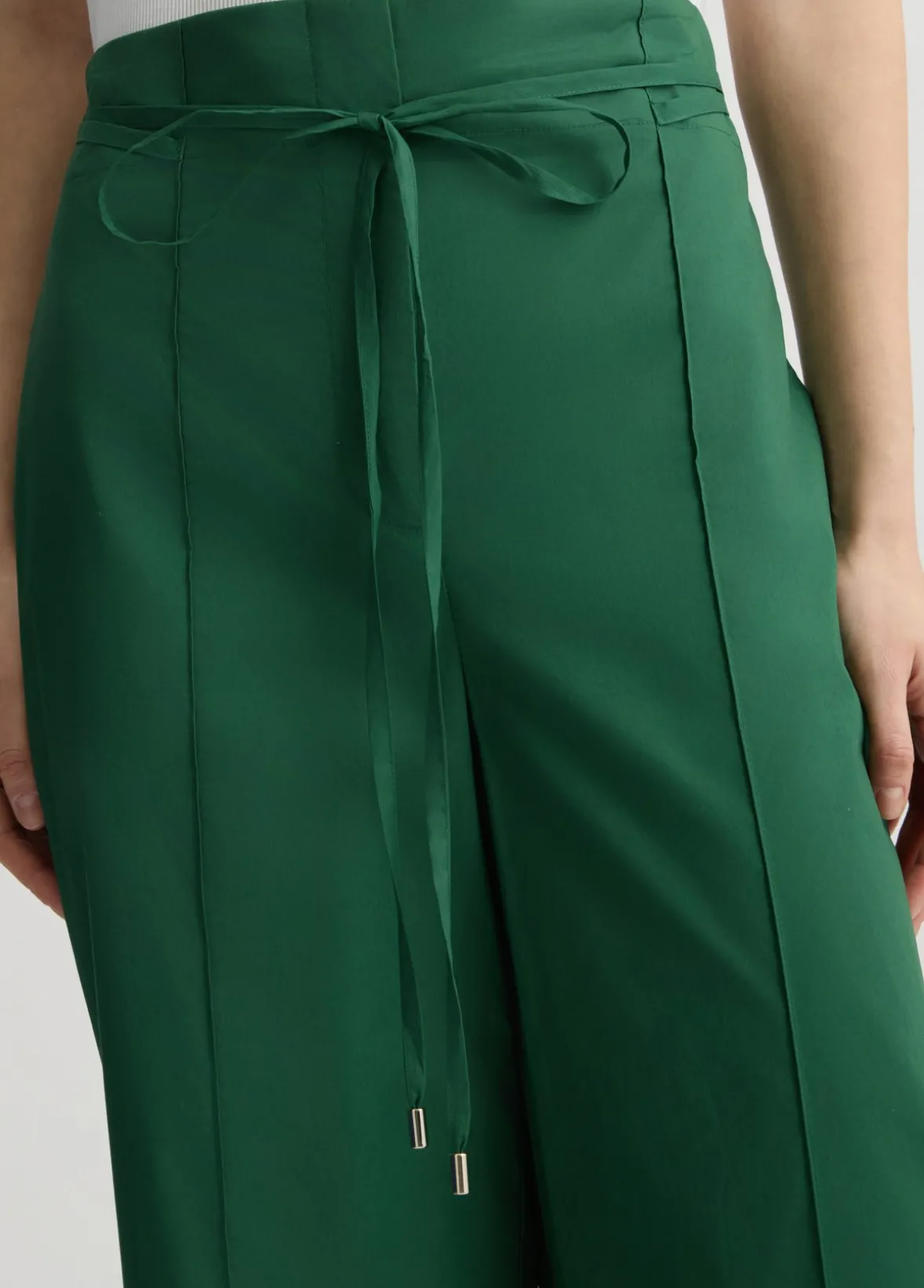 Pantaloni con cintura