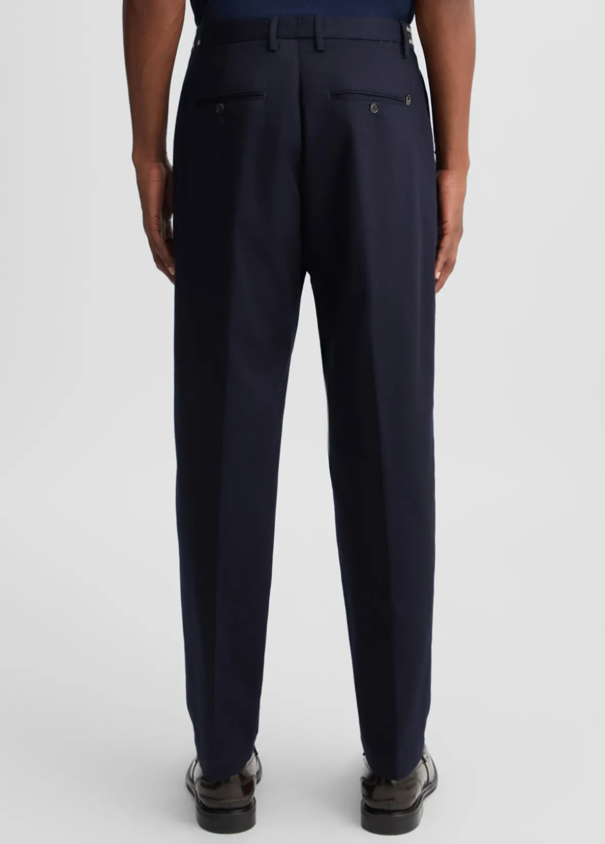 Pantaloni con inserto elastico