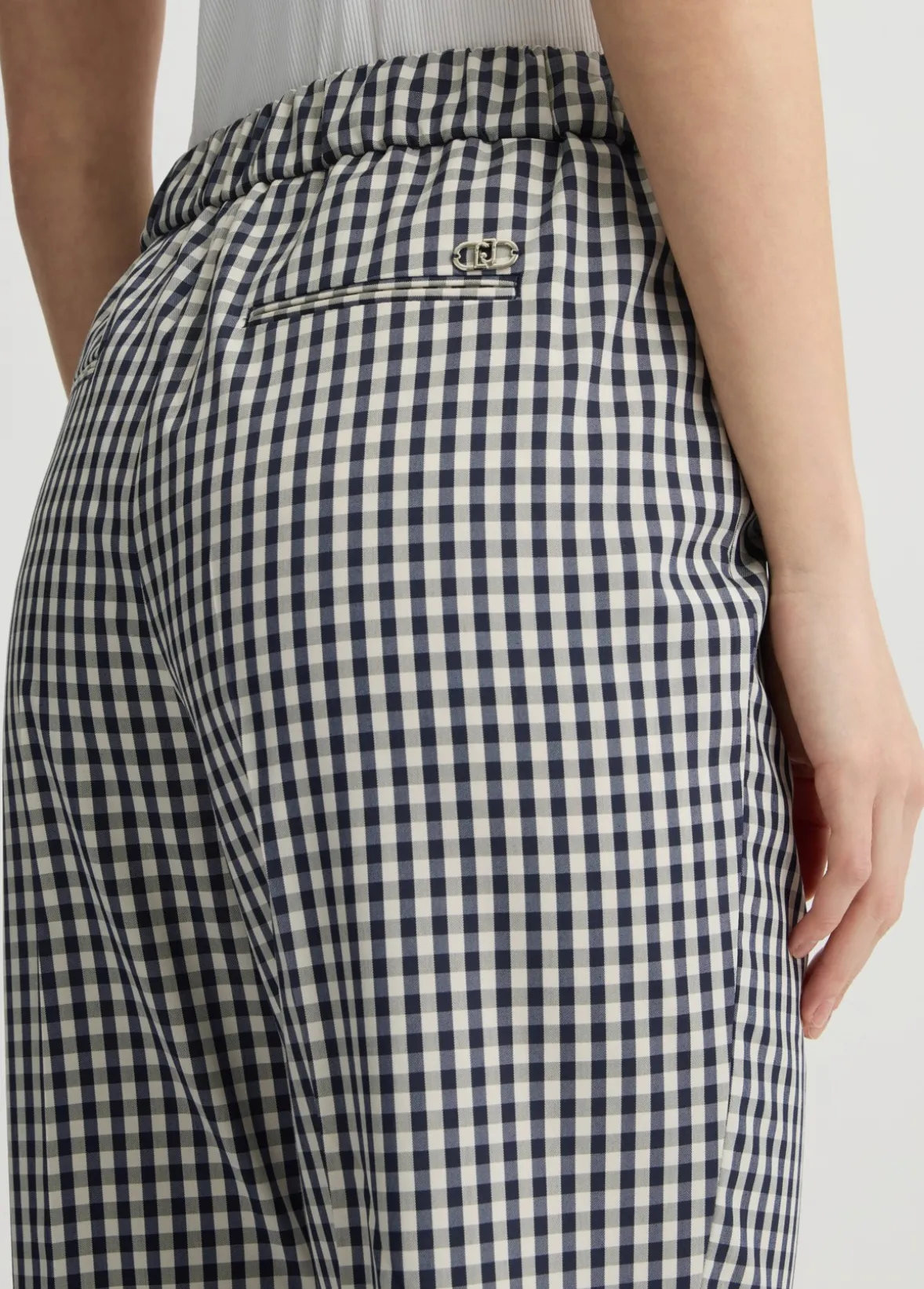 Pantaloni cropped check