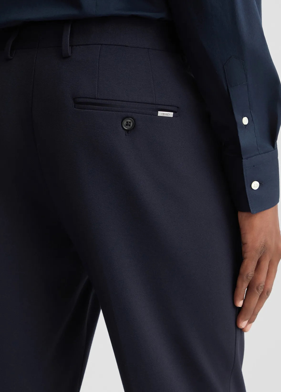 Pantaloni eleganti da uomo