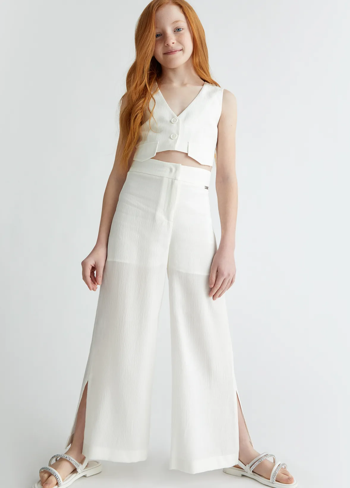 Pantaloni flare