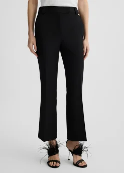 Pantaloni flare