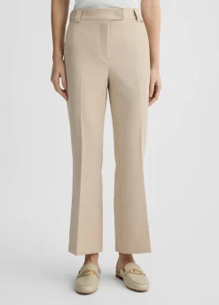 Pantaloni flare
