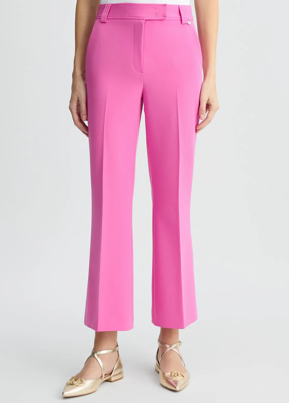 Pantaloni flare