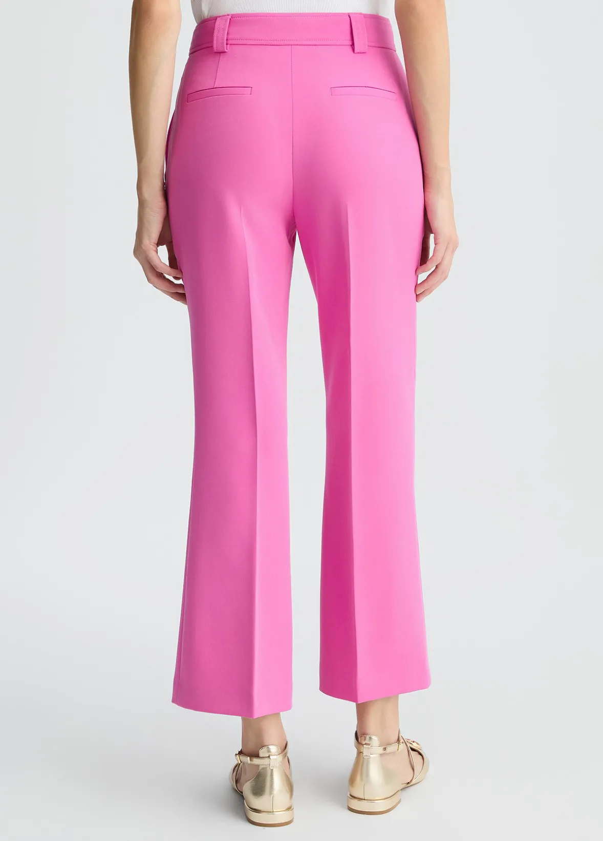 Pantaloni flare
