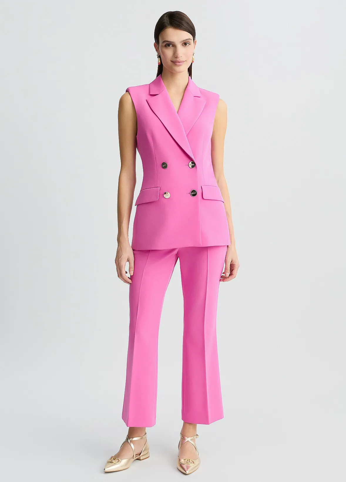 Pantaloni flare