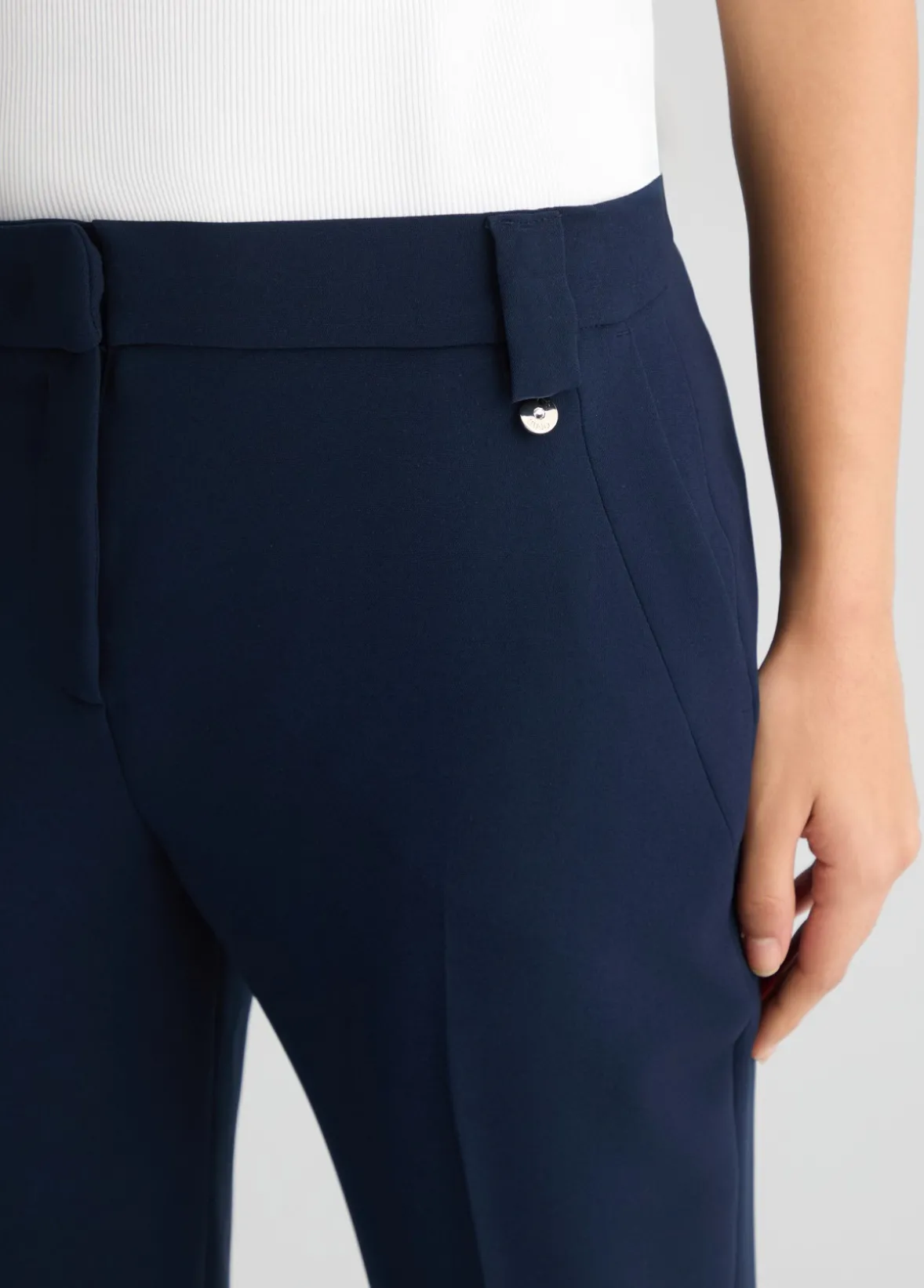 Pantaloni flare in cady crêpe
