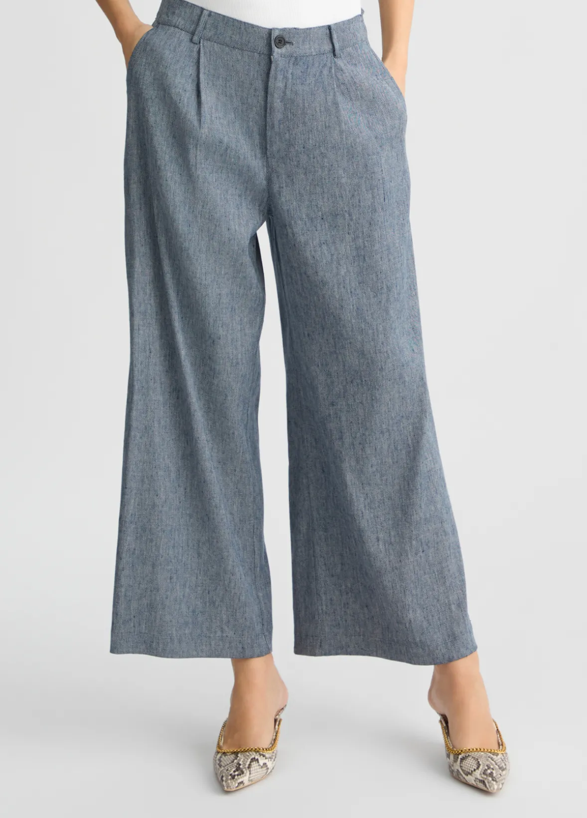Pantaloni flare in denim