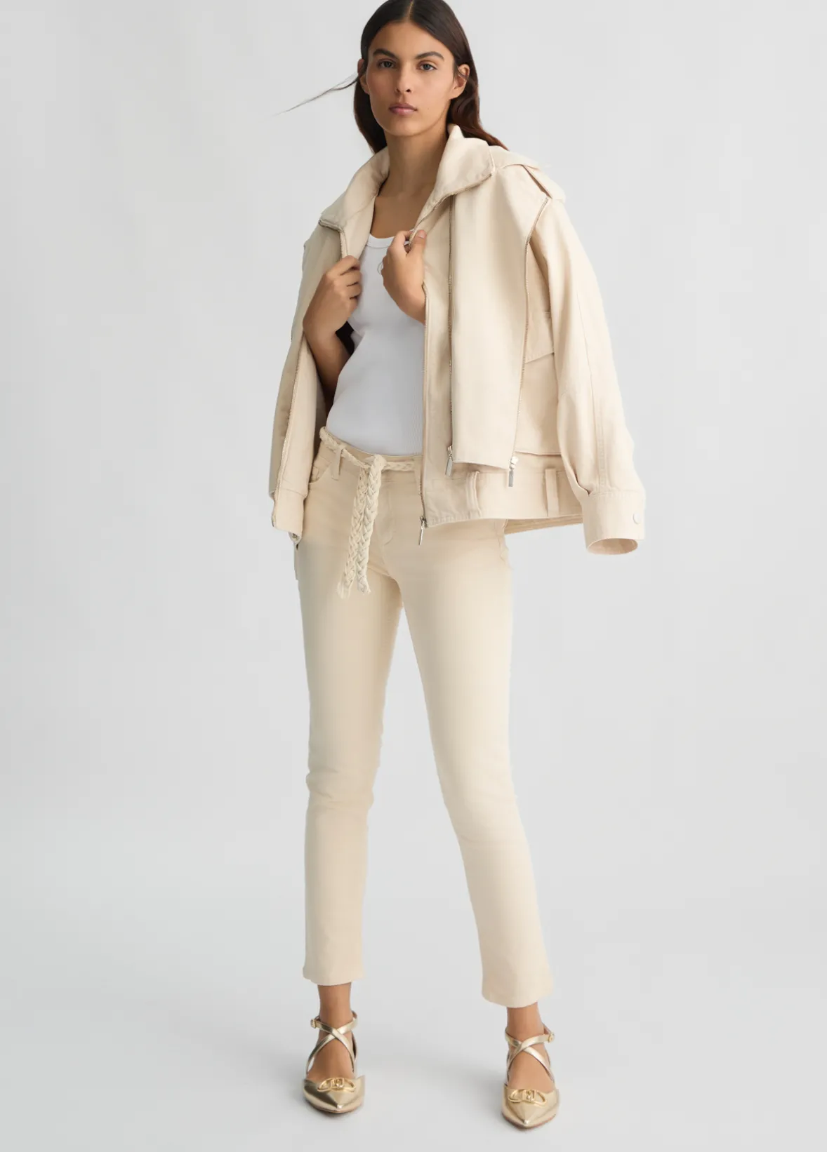 Pantaloni skinny con cintura