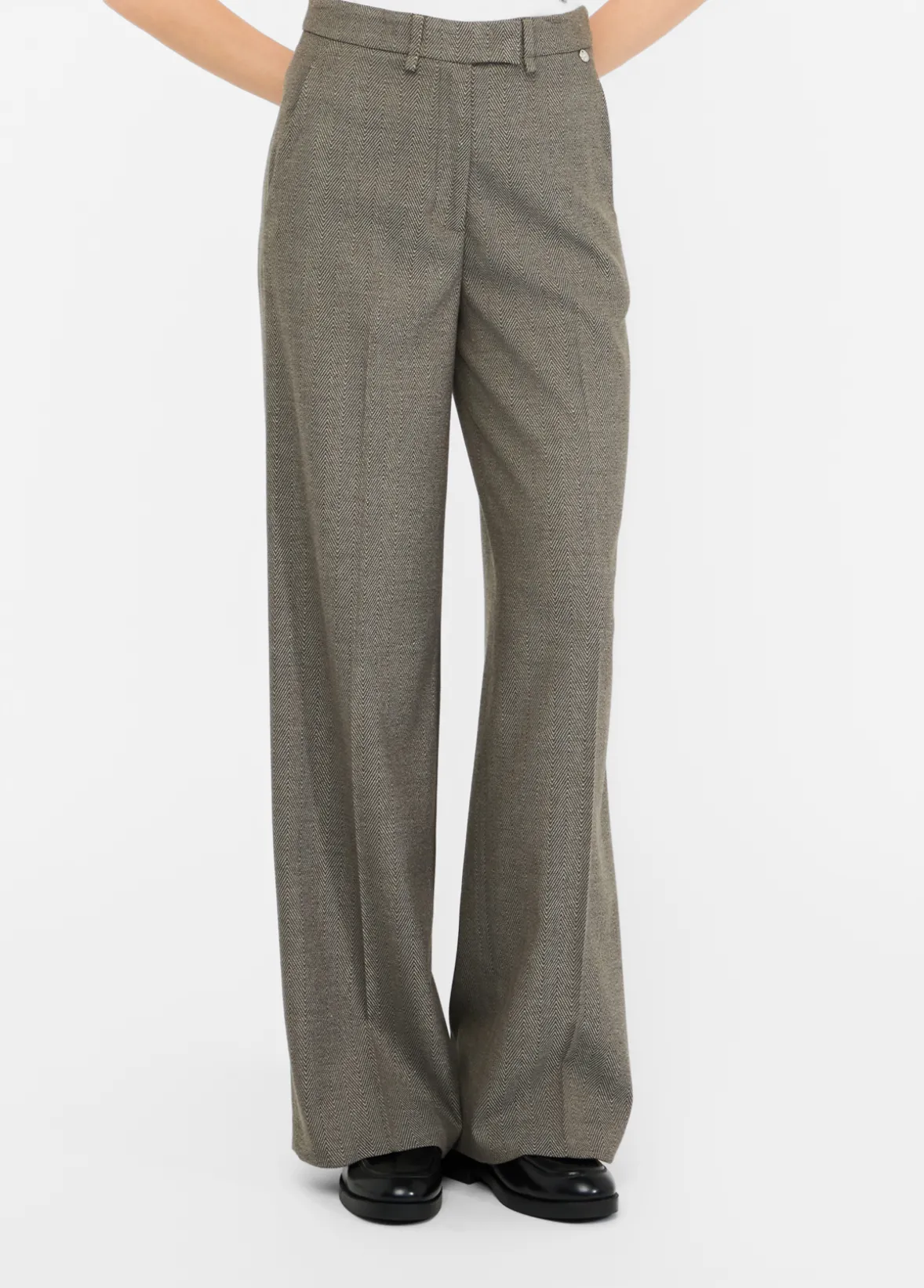 Pantaloni straight con piega