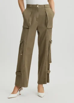 Pantaloni straight con tasche