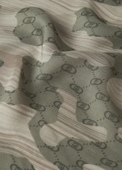 Pashmina camouflage
