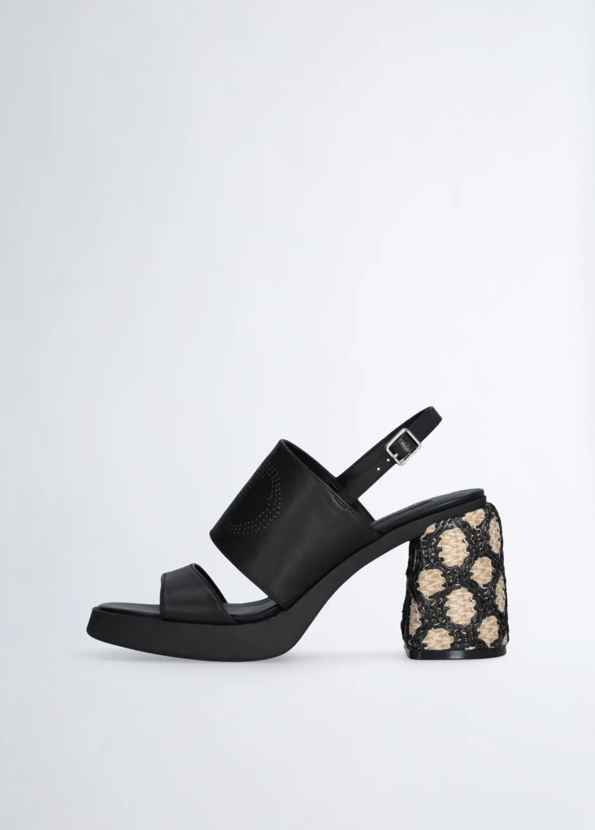 Sandali con tacco in rafia