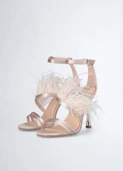 Sandali eleganti con piume