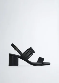 Sandali in pelle con tacco largo