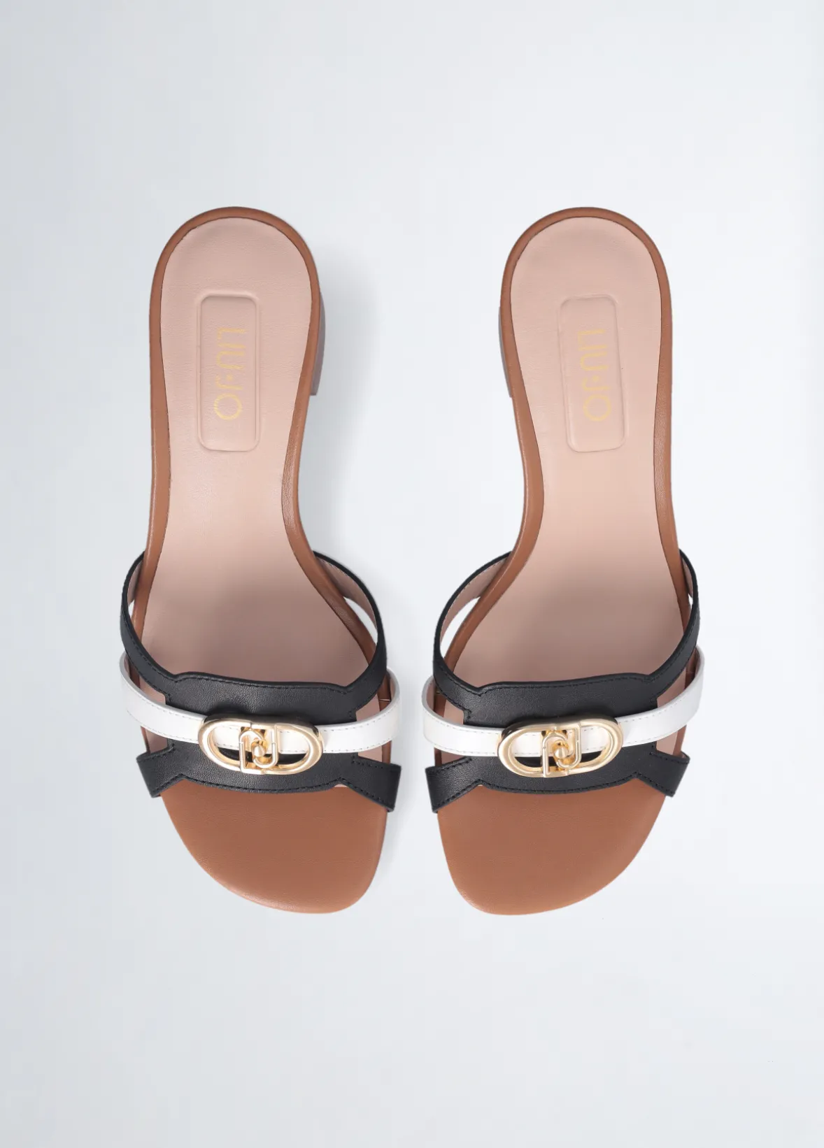 Sandali in pelle con tacco largo