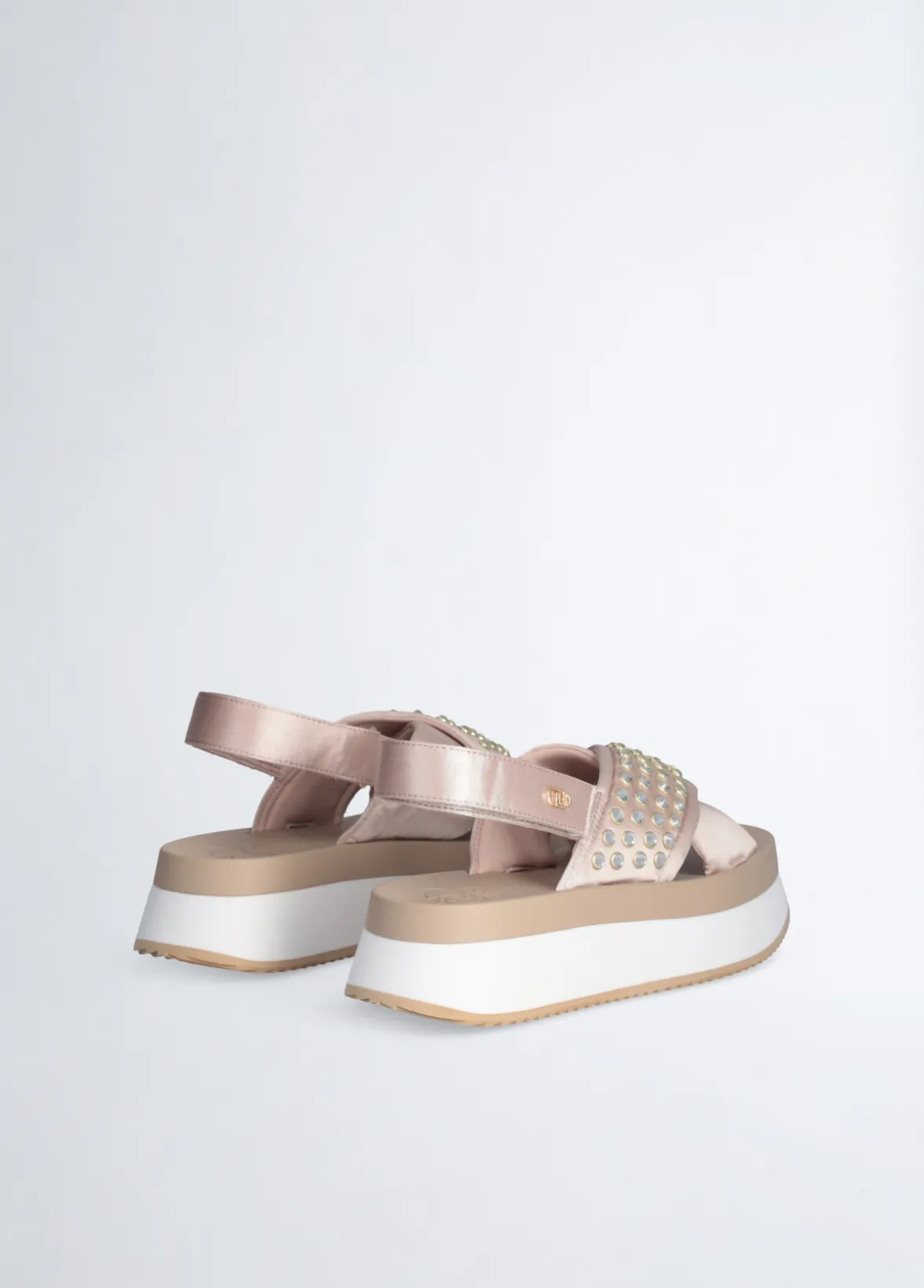 Sandali platform con borchie gioiello