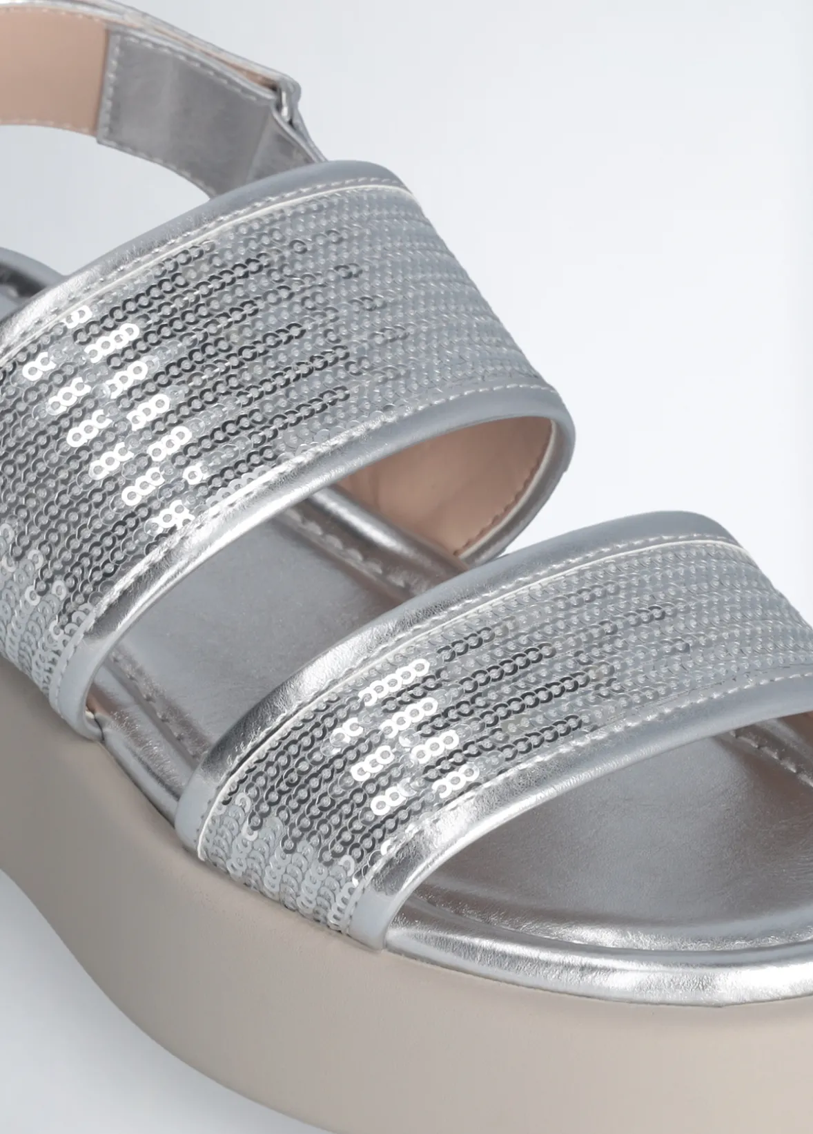 sandali platform con paillettes