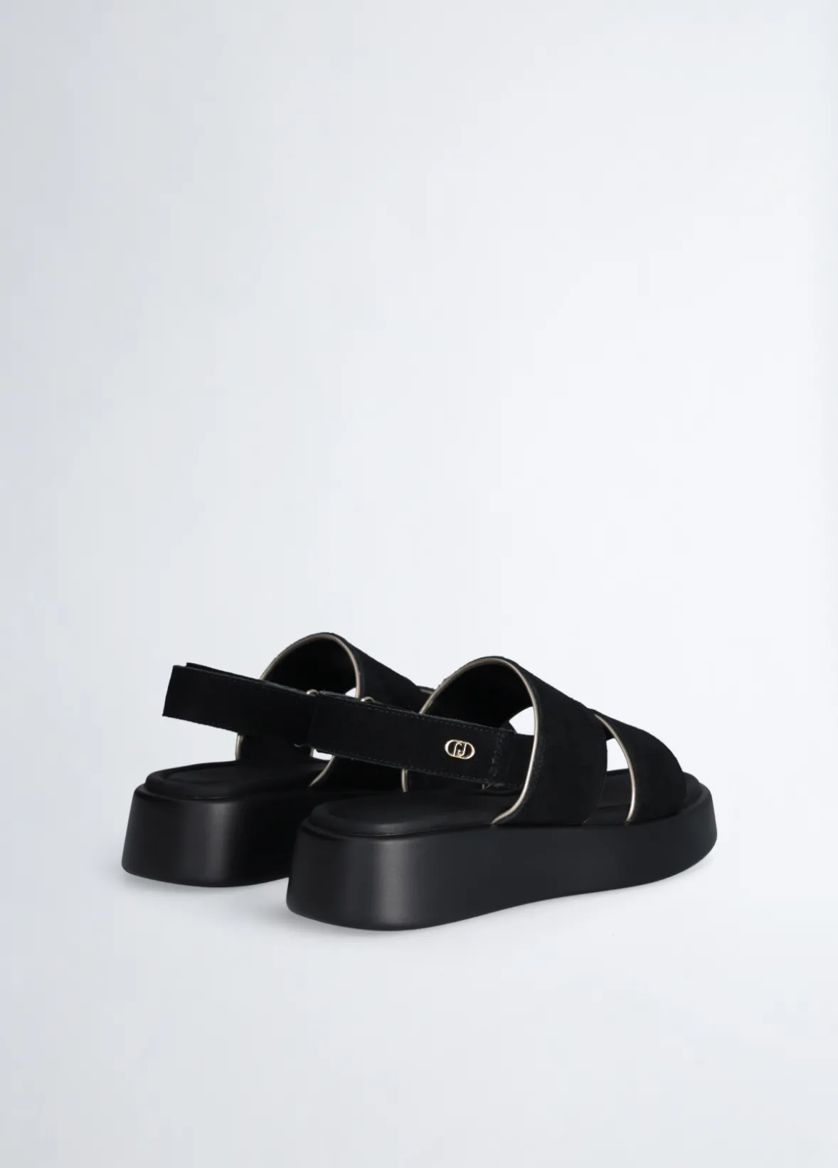 Sandali platform in suede