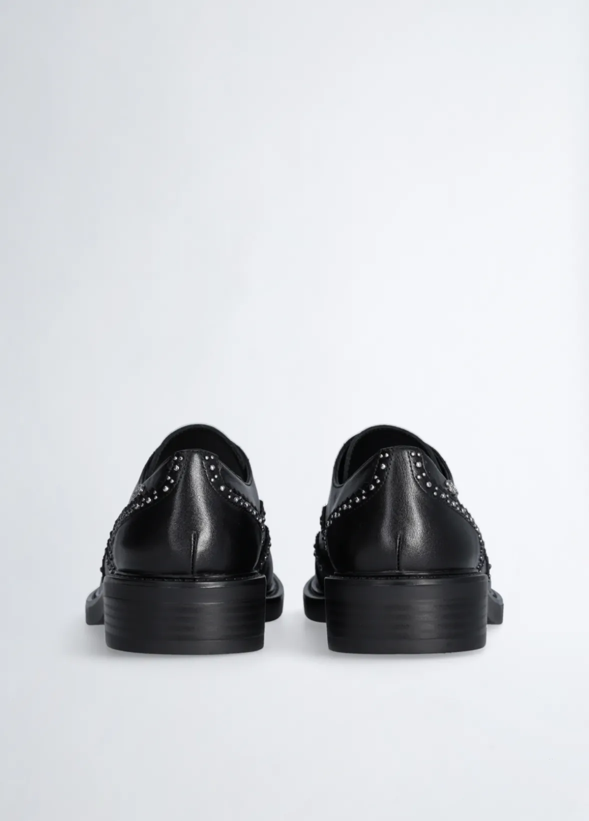 Scarpe Oxford con borchie