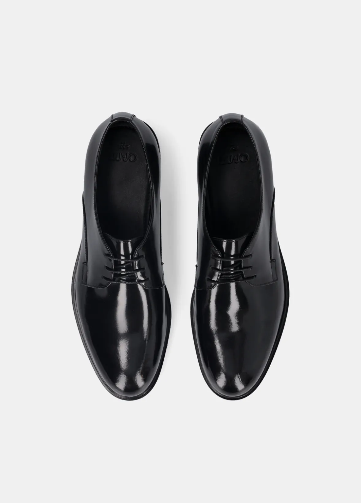 Scarpe stringate in pelle