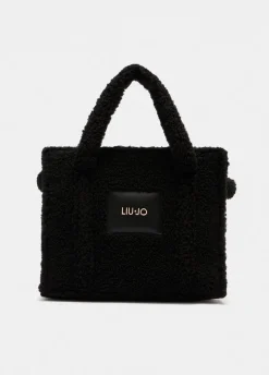 Shopping bag media in teddy