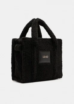 Shopping bag media in teddy