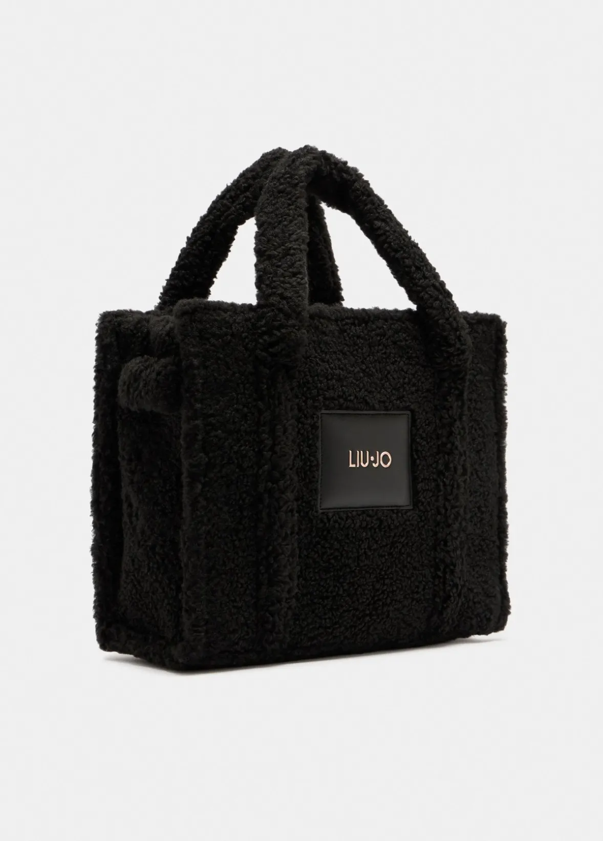 Shopping bag media in teddy
