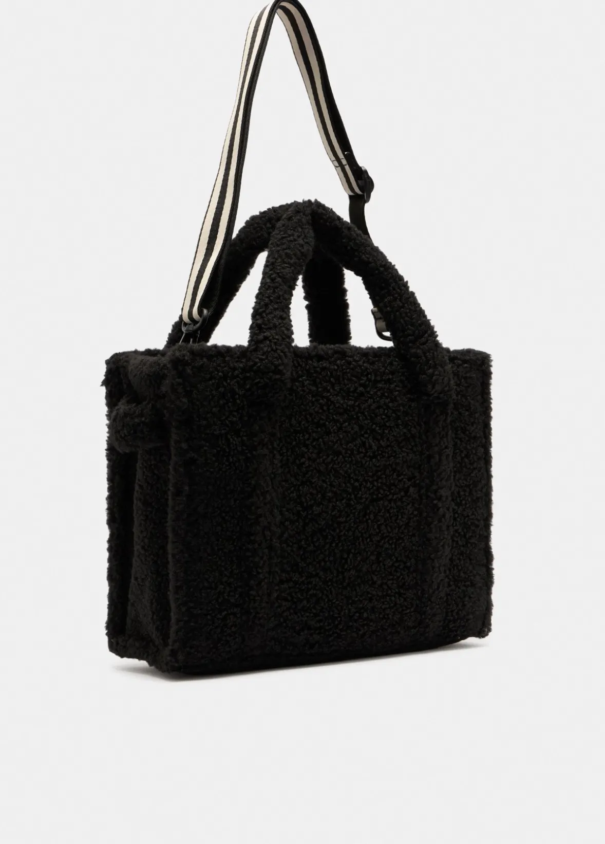 Shopping bag media in teddy