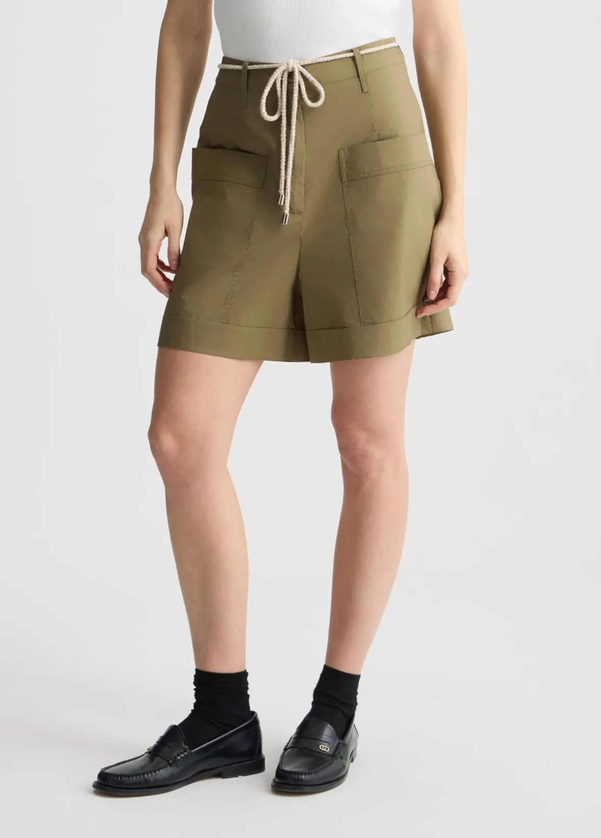 Short in popeline