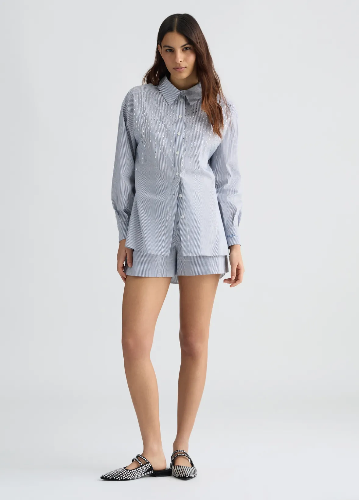 Short in popeline