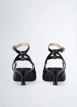 Slingback con tacco basso