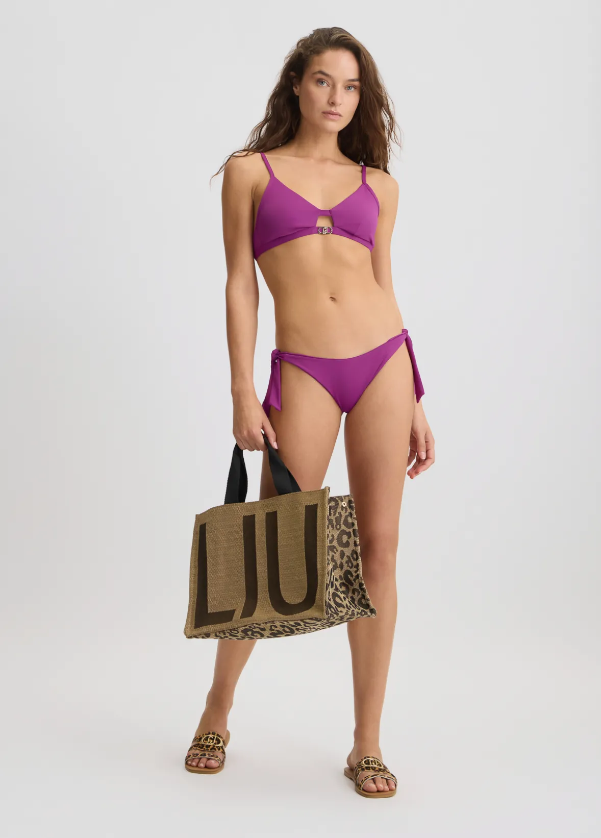 Slip da mare con fiocchetti