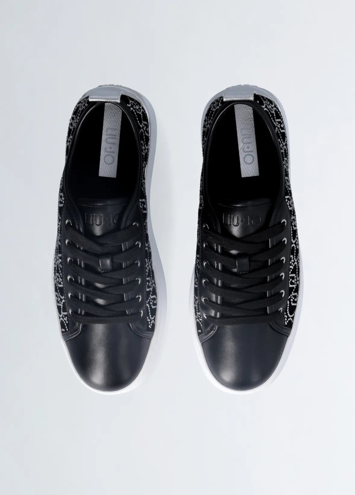 Sneakers con logo strass