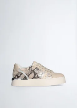 Sneakers con stampa pitone