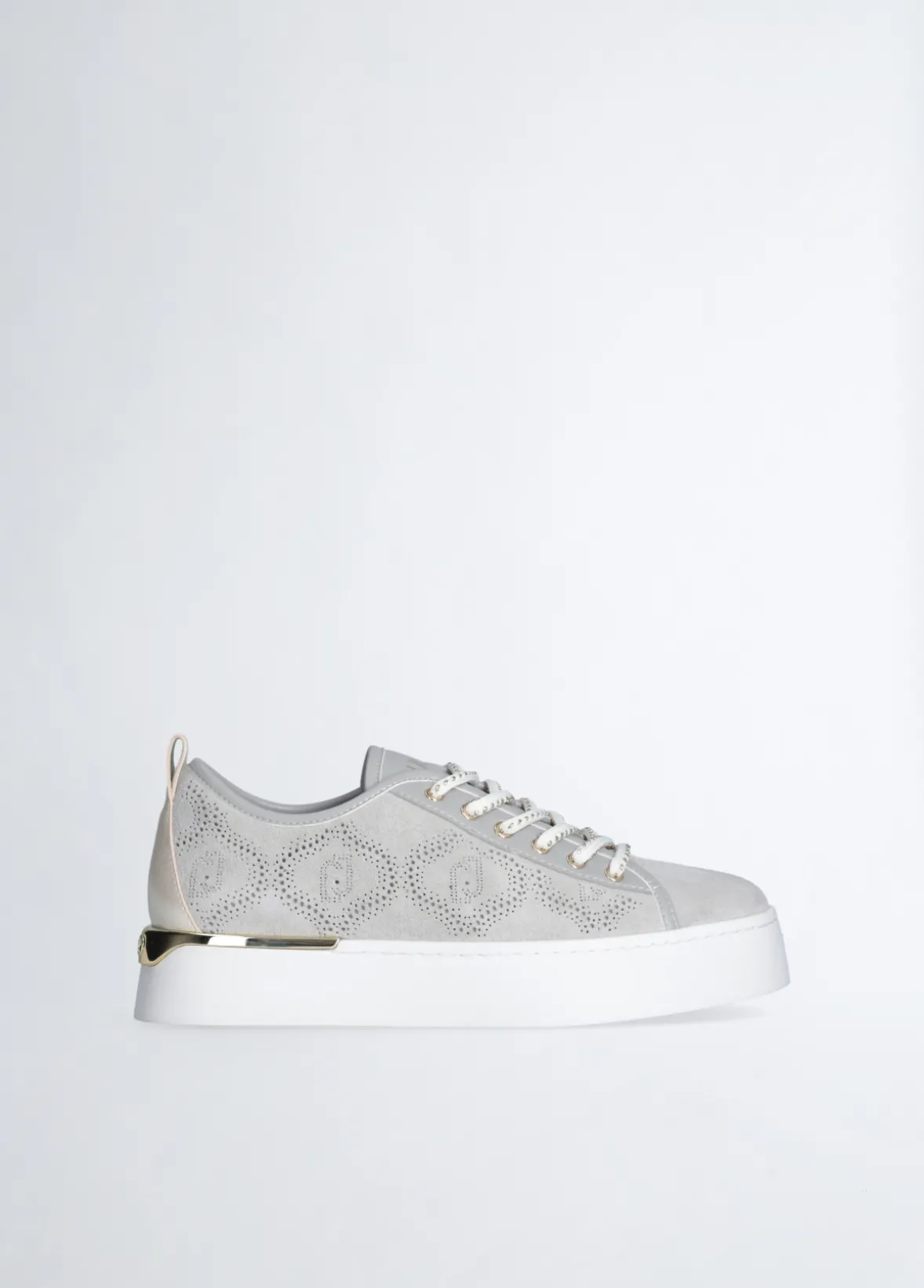 Sneakers con trama traforata
