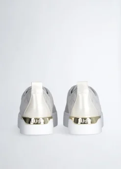 Sneakers con trama traforata