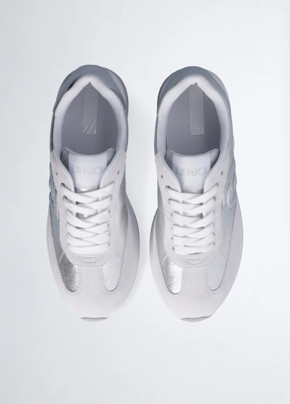 Sneakers in denim effetto laminato