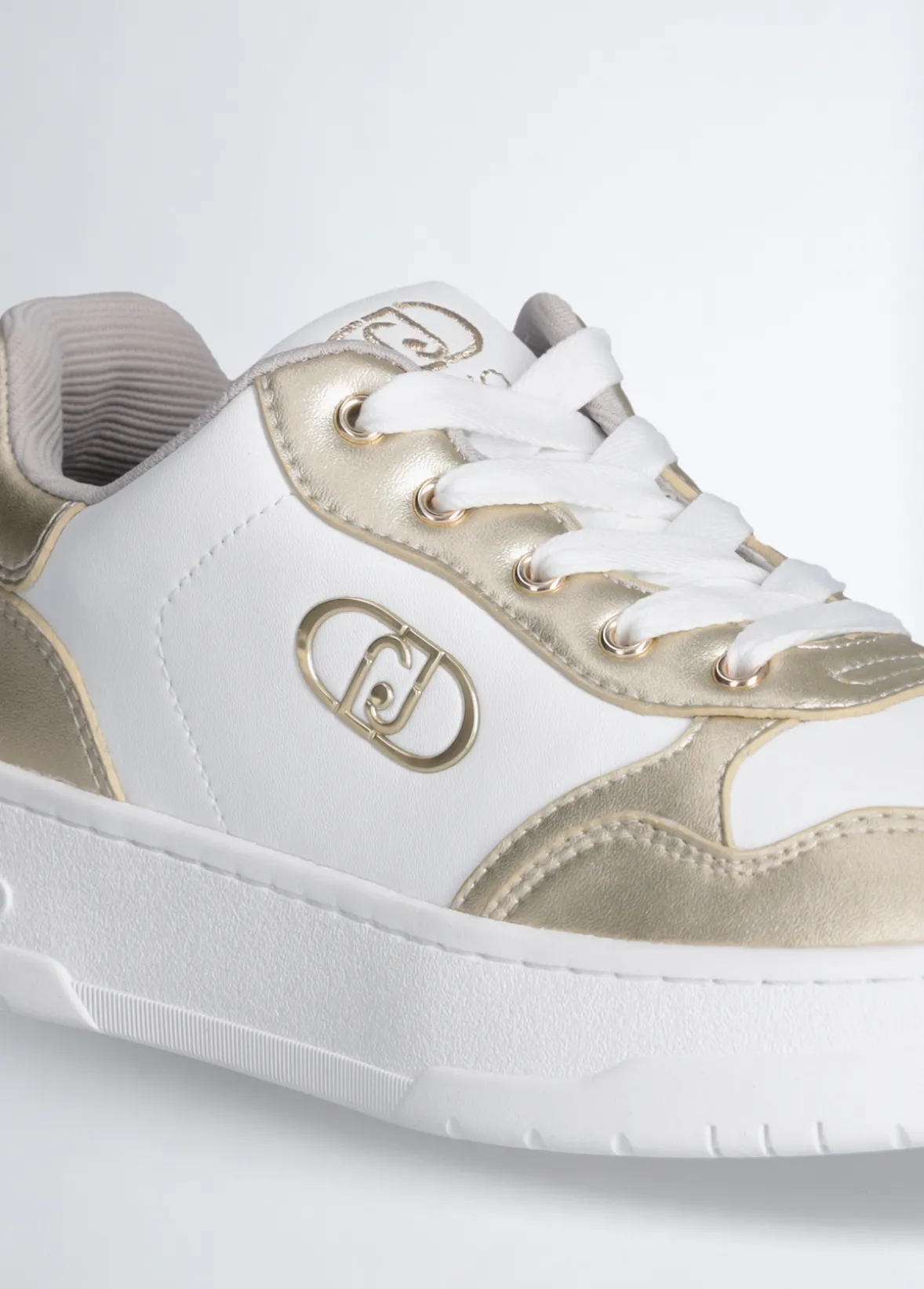 Sneakers in pelle