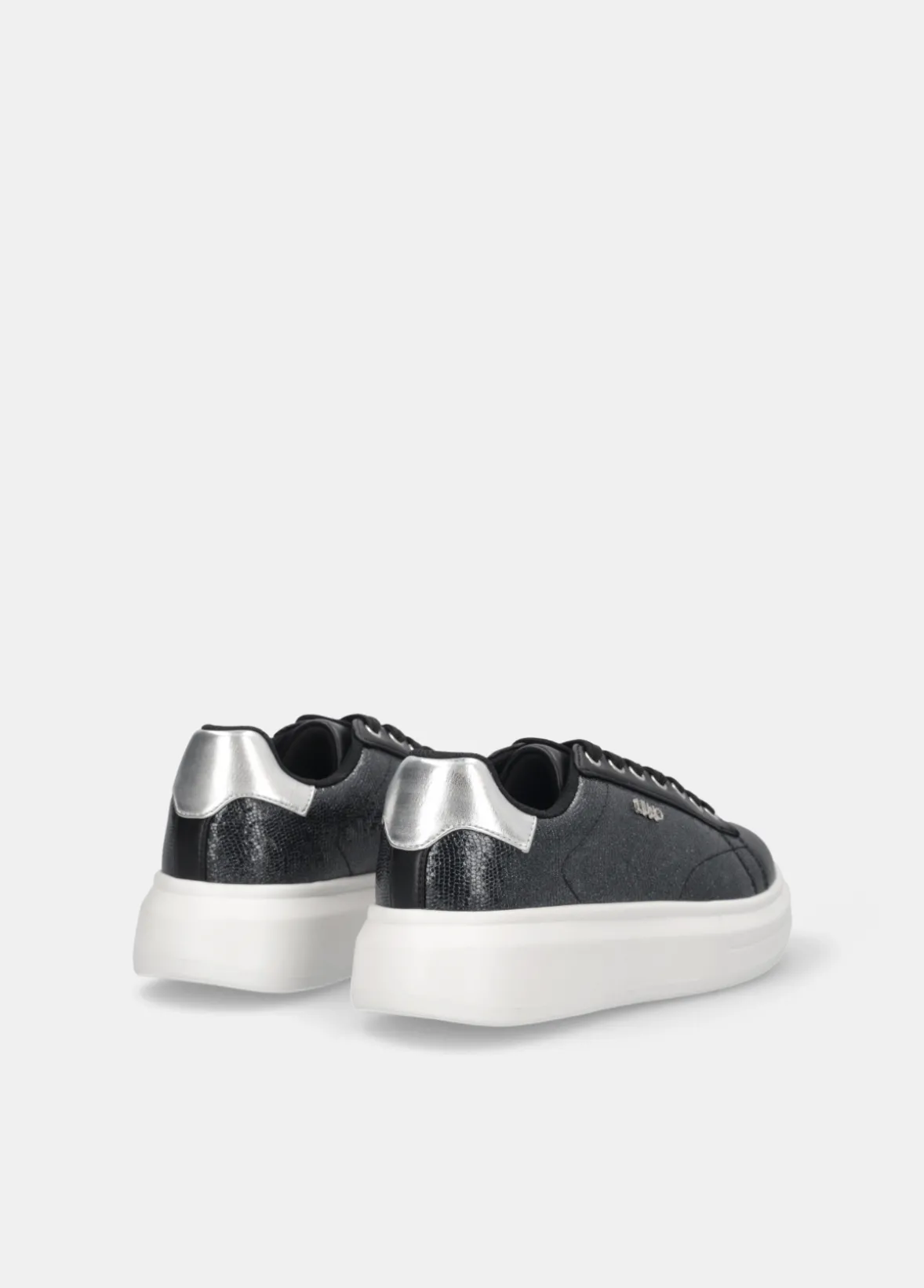 Sneakers platform con logo
