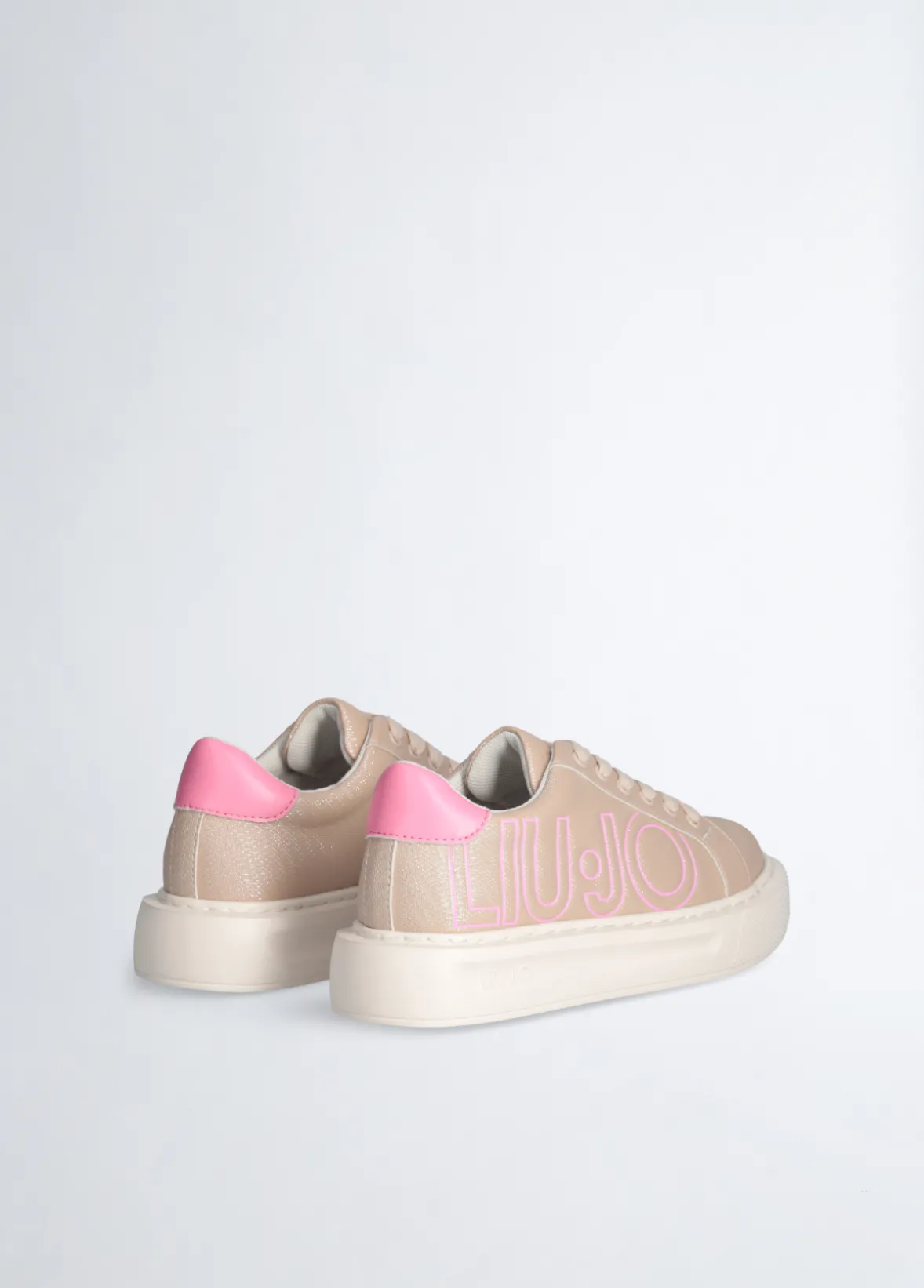 Sneakers platform con maxi logo