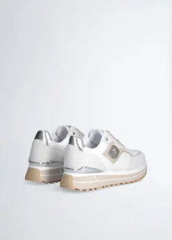 Sneakers platform con ricami floreali