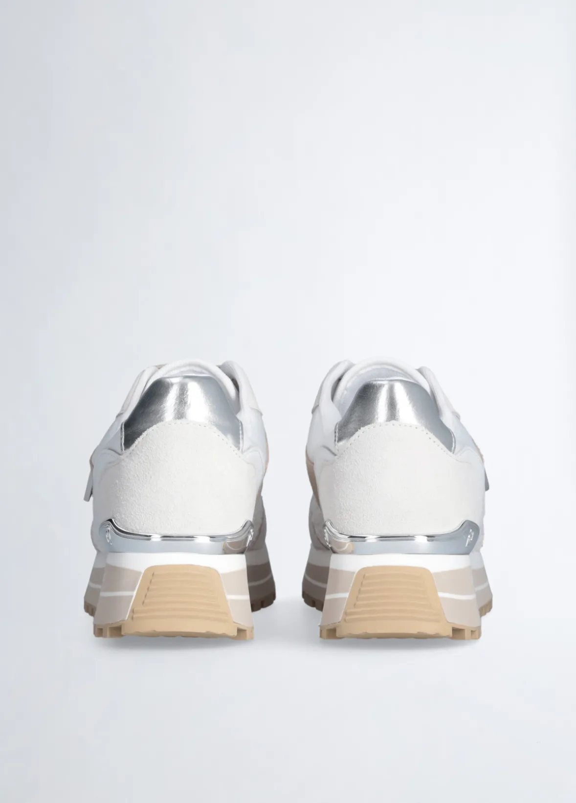 Sneakers platform con ricami floreali