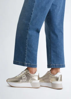 Sneakers platform traforate